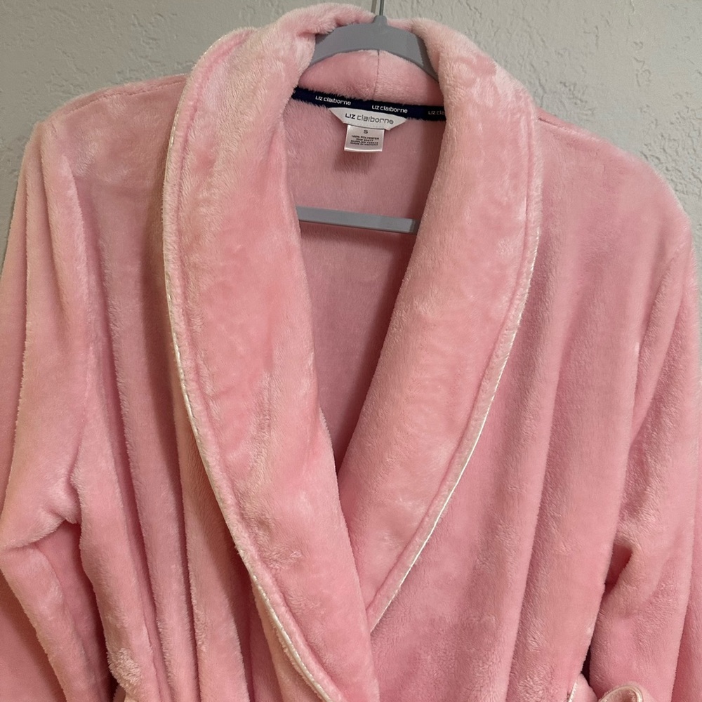 Liz Claiborne Plush Fleece Robe Pink Belted Long Sleeve Size S - Picture 11 of 12